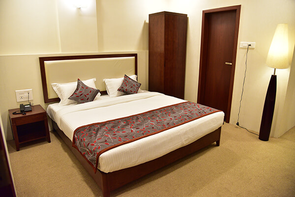 Standard Rooms Viz Park Hotel Anand
